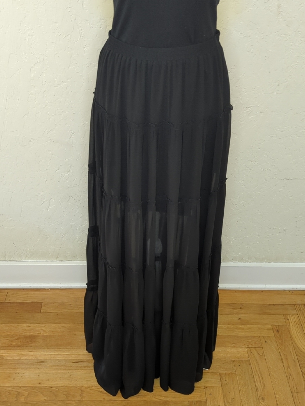 bebe Black Tiered Gauze Maxi Skirt Size Small